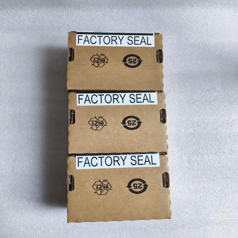 Allen-Bradley 1746-OB16 SLC 500 16-Point 24V DC Source Output Module thumbnail 6978